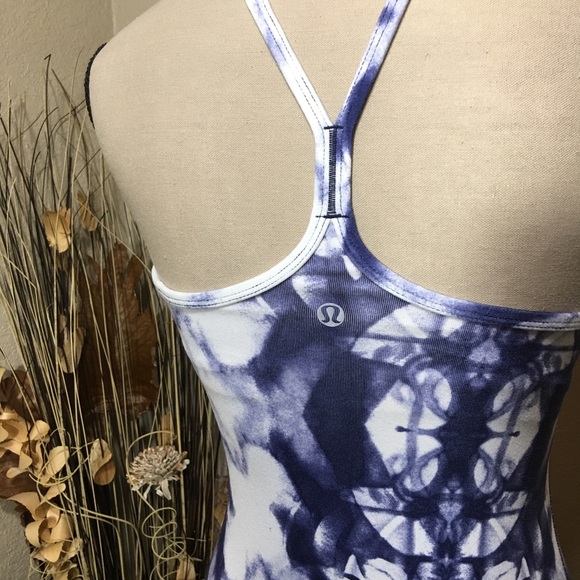 Lululemon Yin to You Compression Tank - Picture 2 of 4